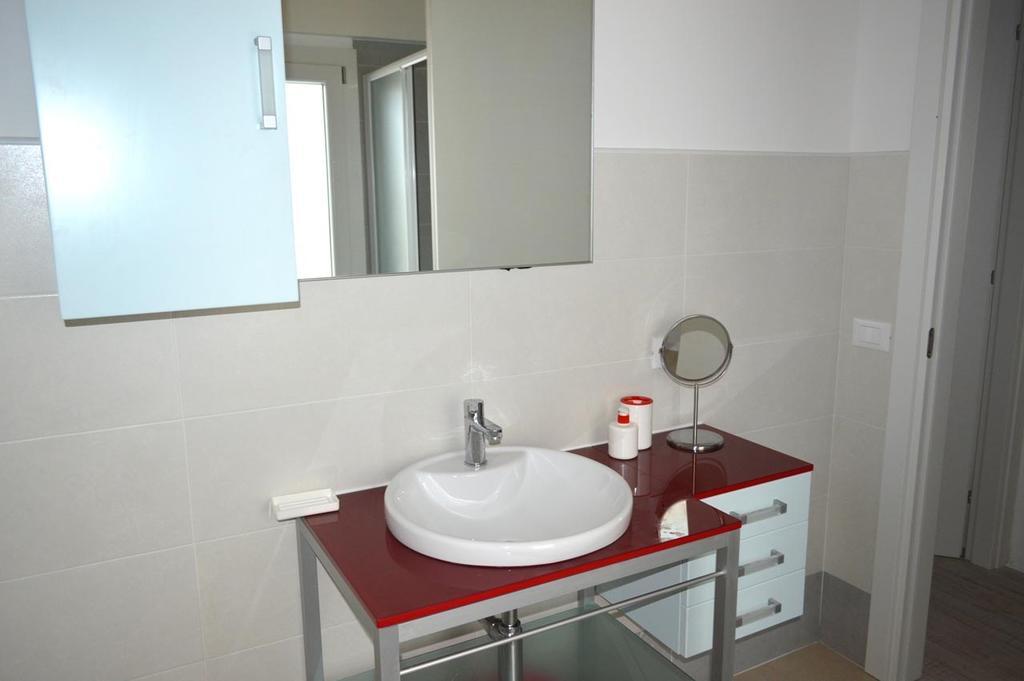 Casa Leone 1 Apartment Caorle Bagian luar foto